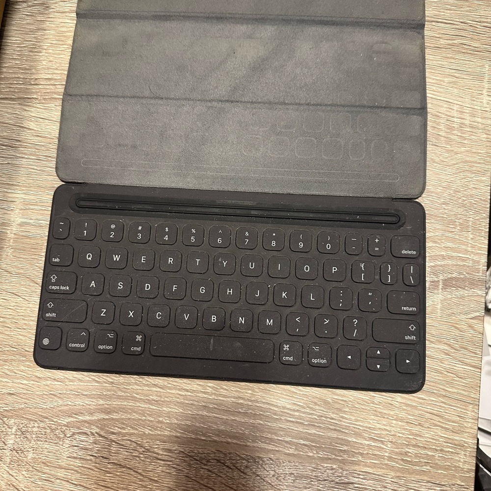 Apple Smart Keyboard for iPad